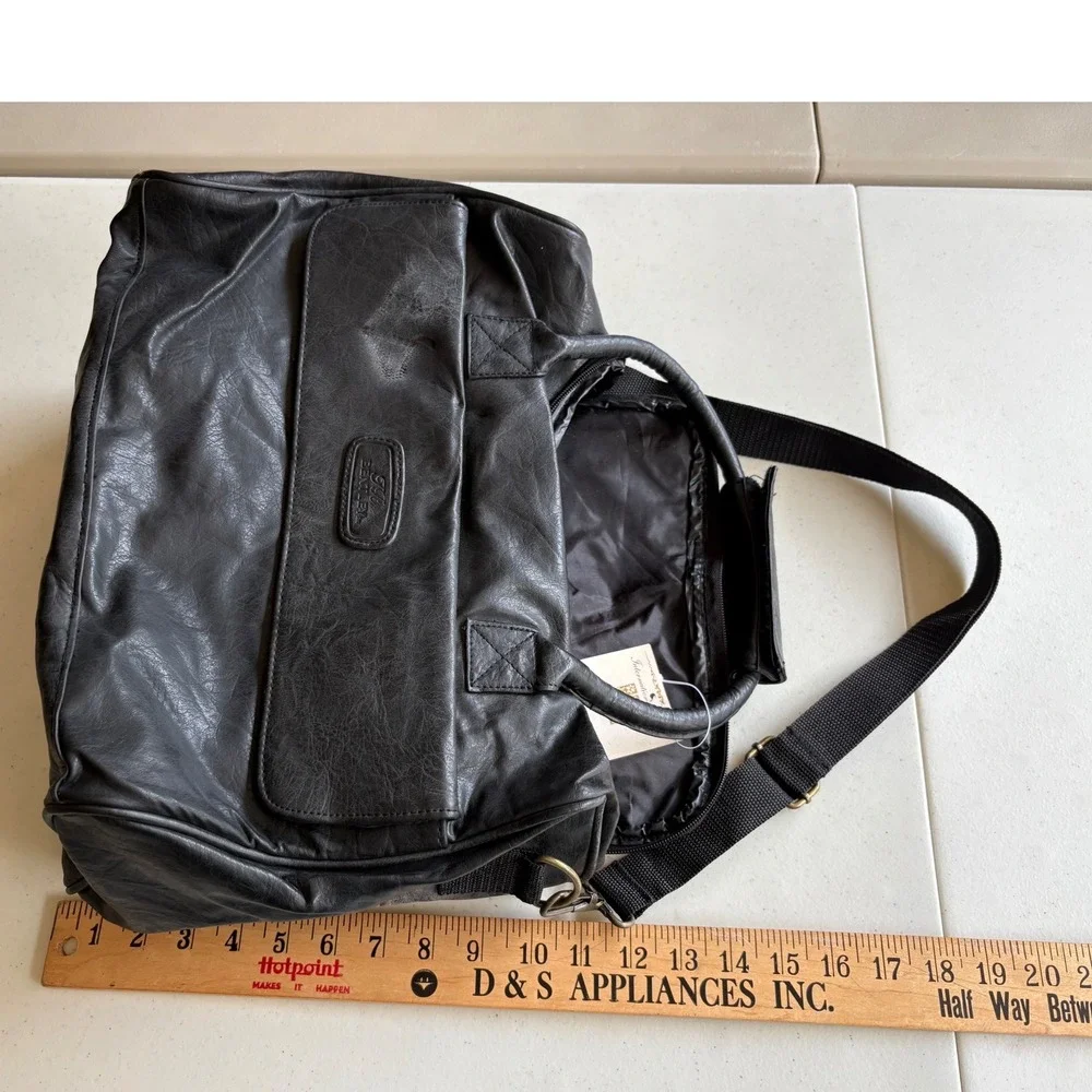 Bentley Black Leather Duffel Bag Weekender Travel Carry On Vintage Style